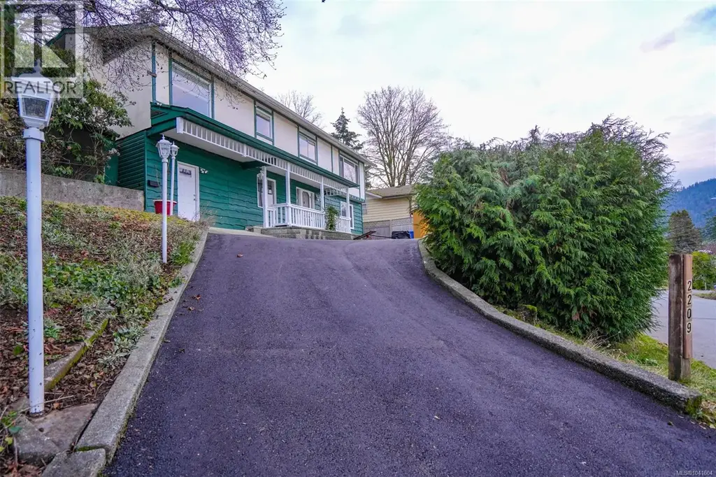 2209 Mallory Dr, Port Alberni