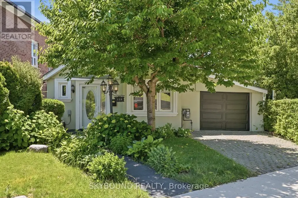 358 Silverthorn Avenue, Toronto (Keelesdale-Eglinton West)