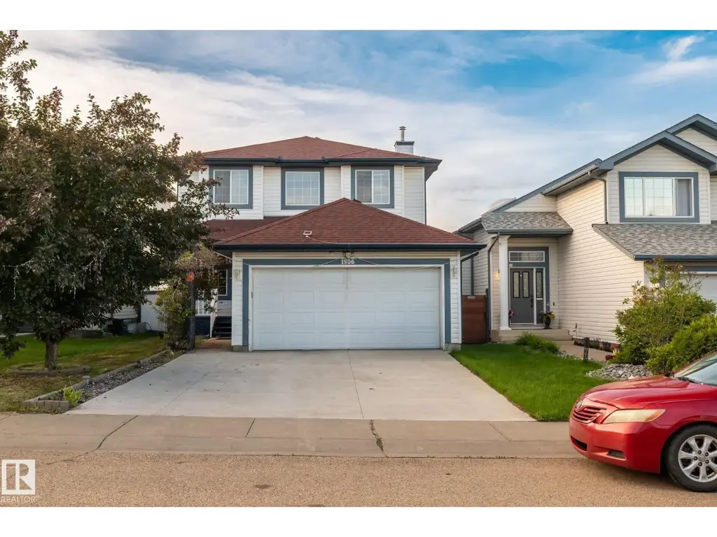 1906 37b Av Nw, Edmonton