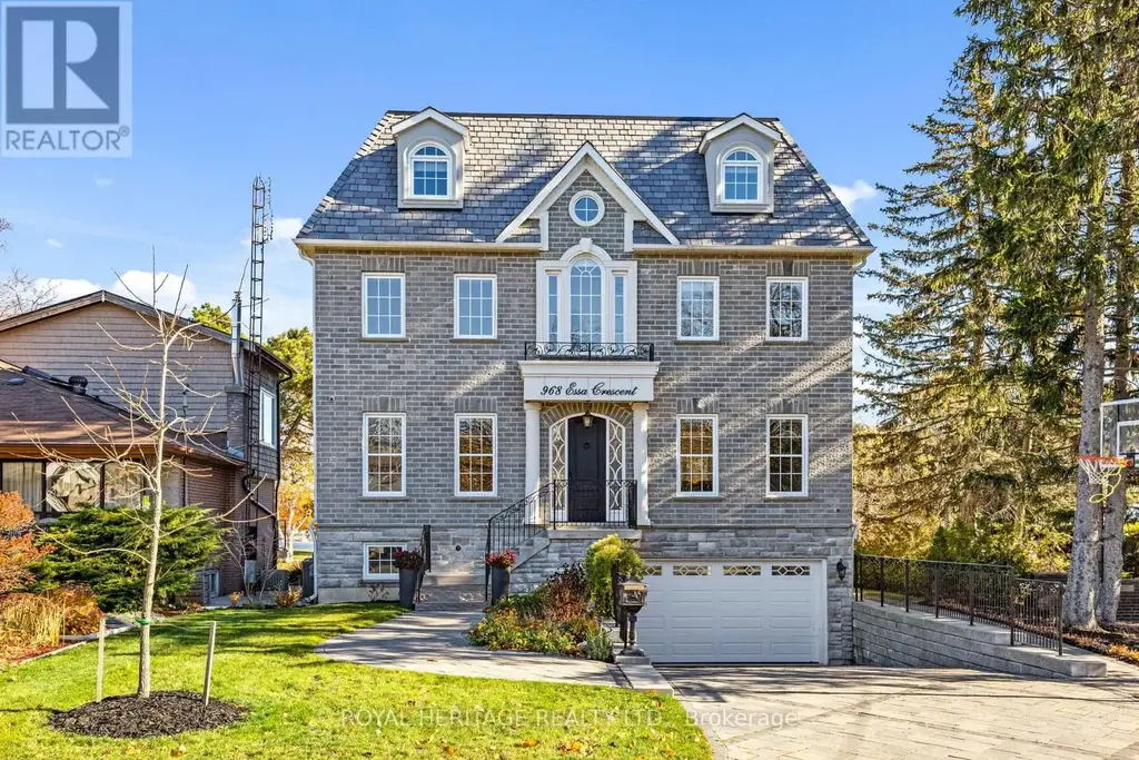 968 Essa Crescent, Pickering (West Shore)