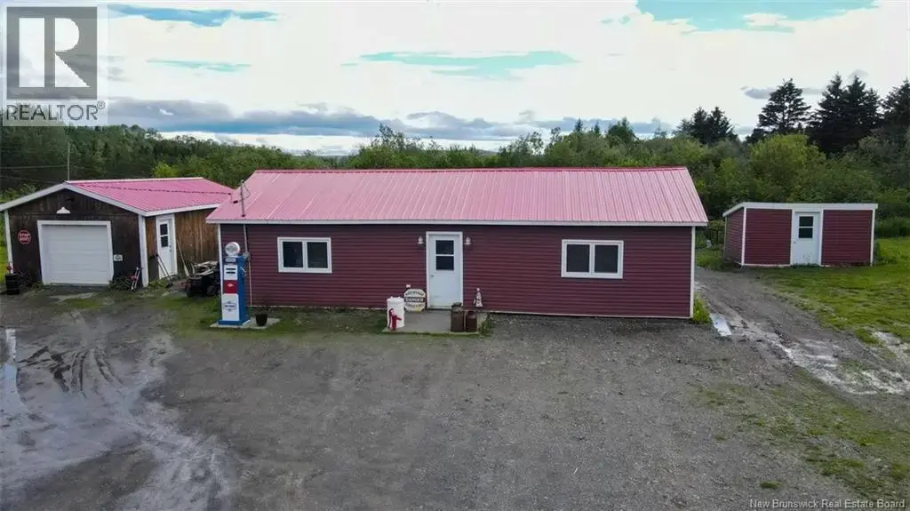 . Deschênes Road, Sainte-Anne-De-Madawaska