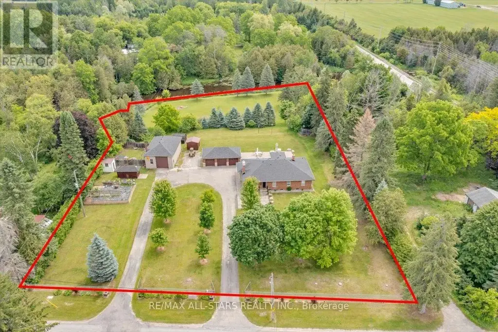 562 Catering Road, Georgina (Sutton & Jackson's Point)