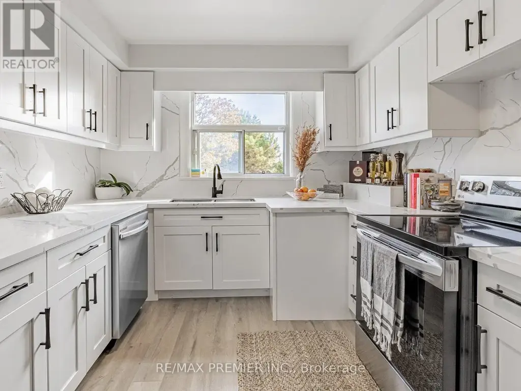 1368 Tansley Drive, Oakville (WO West)