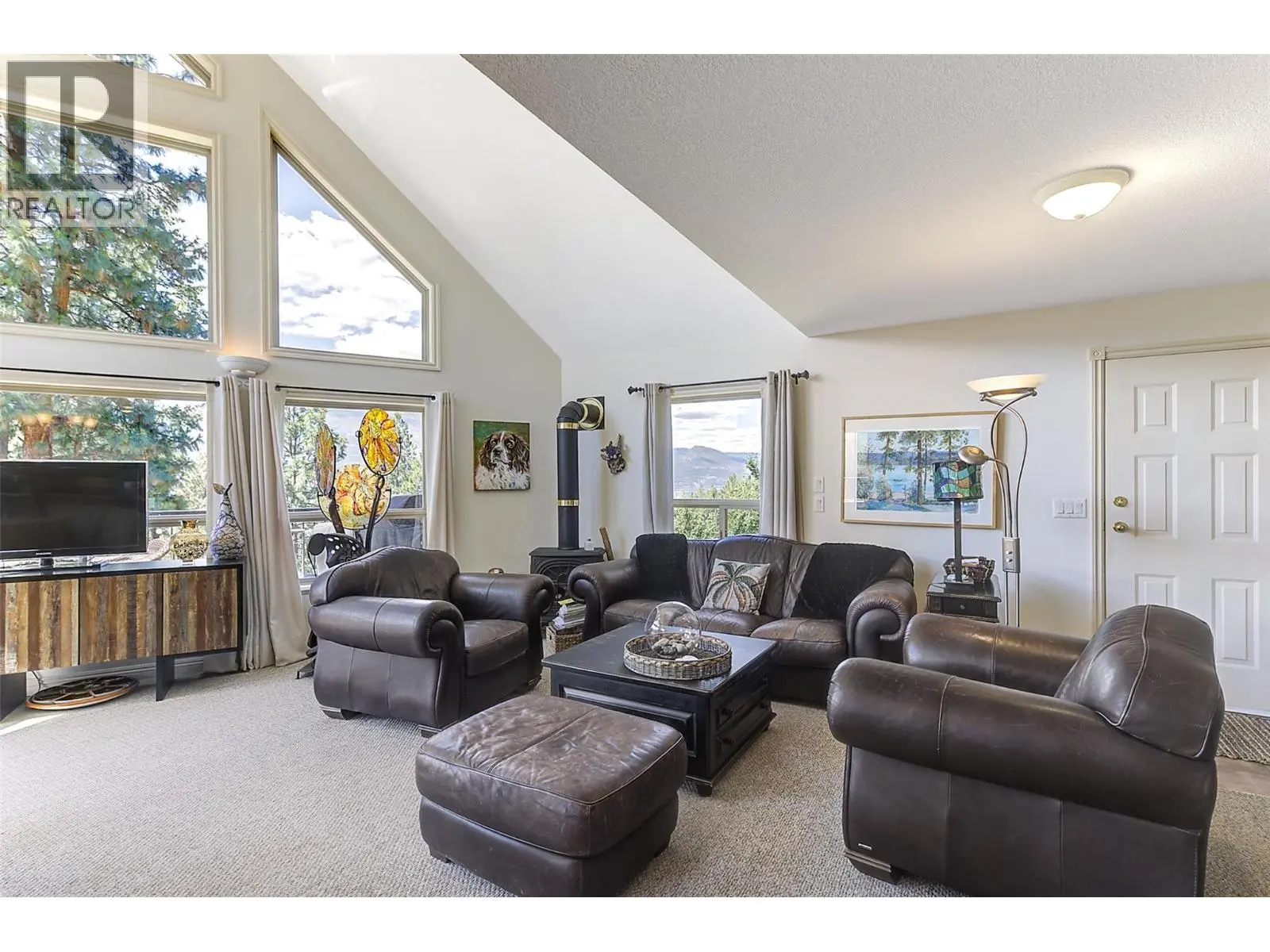 16490 Commonage Road. Lake Country, British Columbia