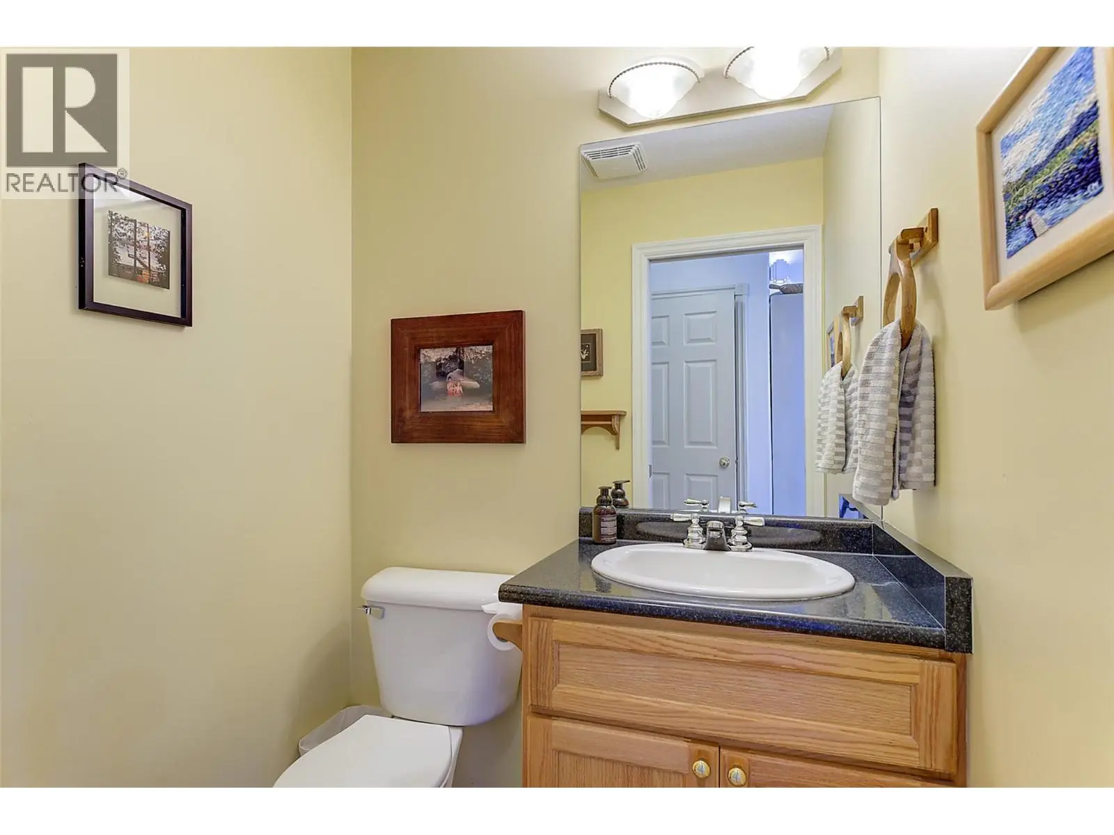 16490 Commonage Road. Lake Country, British Columbia