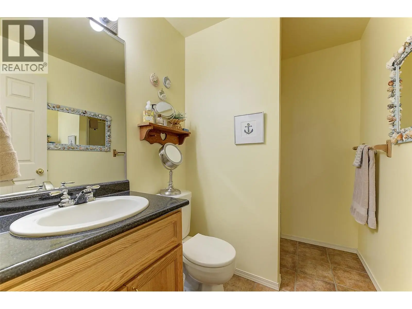 16490 Commonage Road. Lake Country, British Columbia
