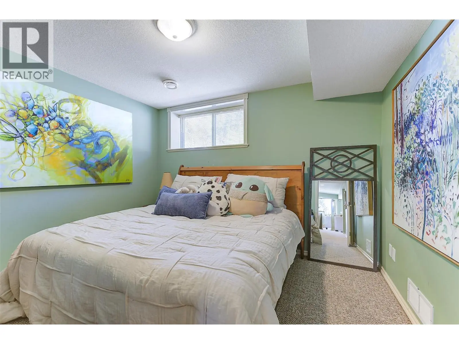 16490 Commonage Road. Lake Country, British Columbia