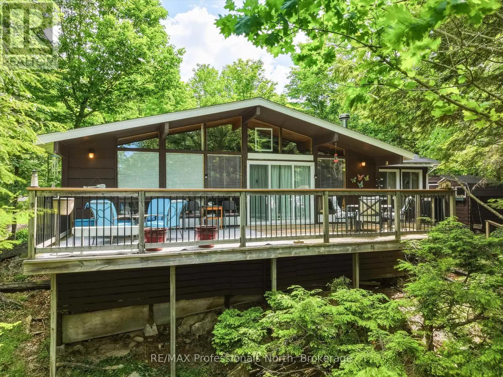 1007 Leech Lake Point Road, Bracebridge (Oakley)