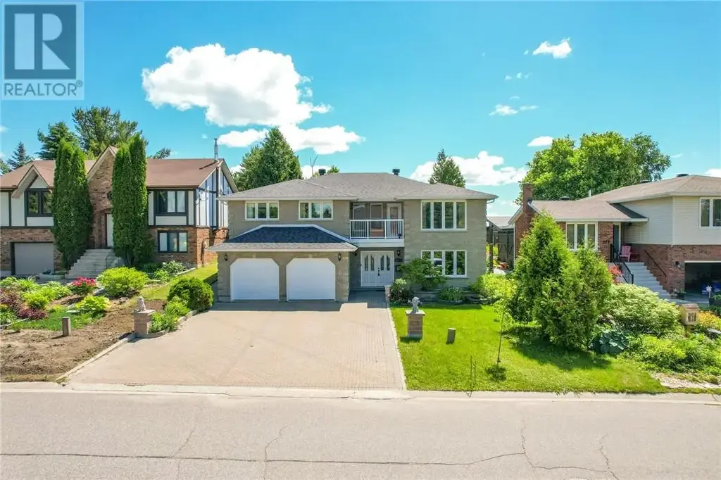 371 Moonrock Avenue, Sudbury