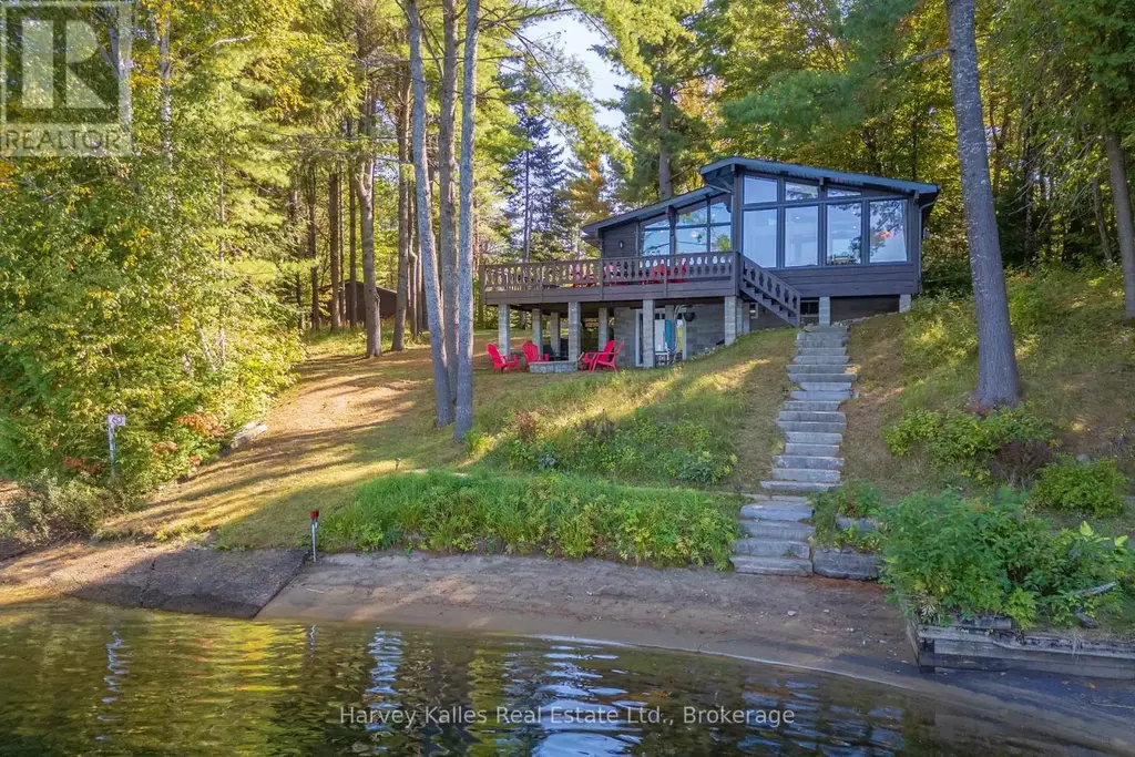 1003 Hollow Road, Algonquin Highlands (Sherborne)