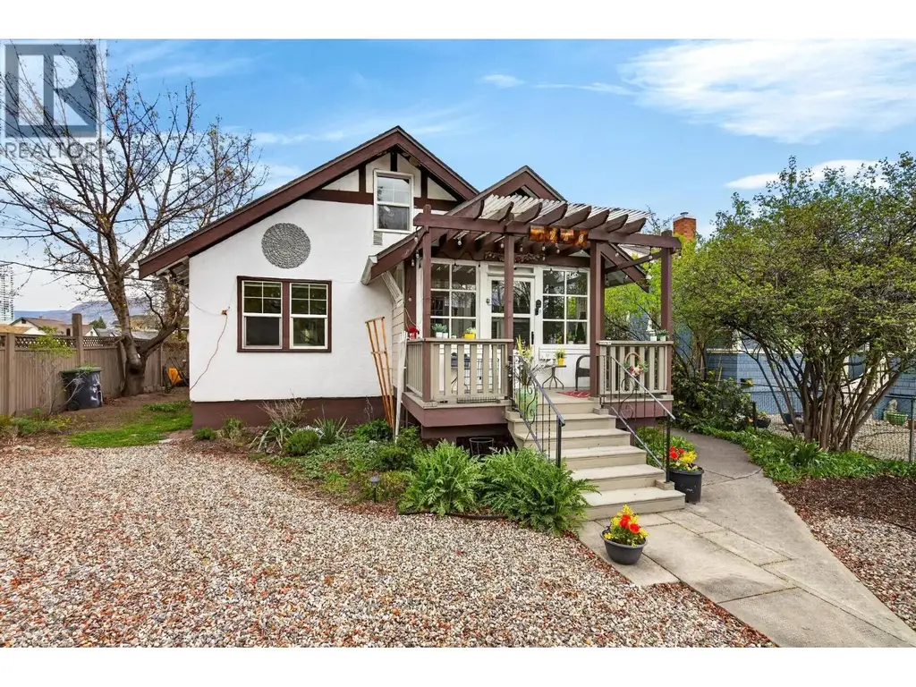 716 Lawson Avenue, Kelowna