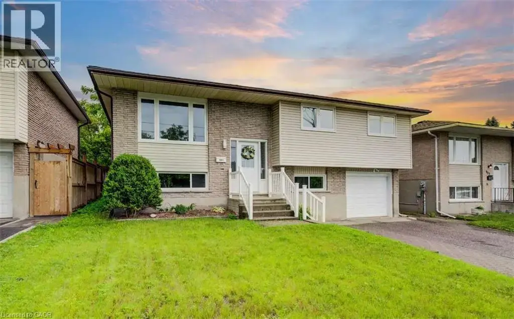 939 Strasburg Road, Kitchener