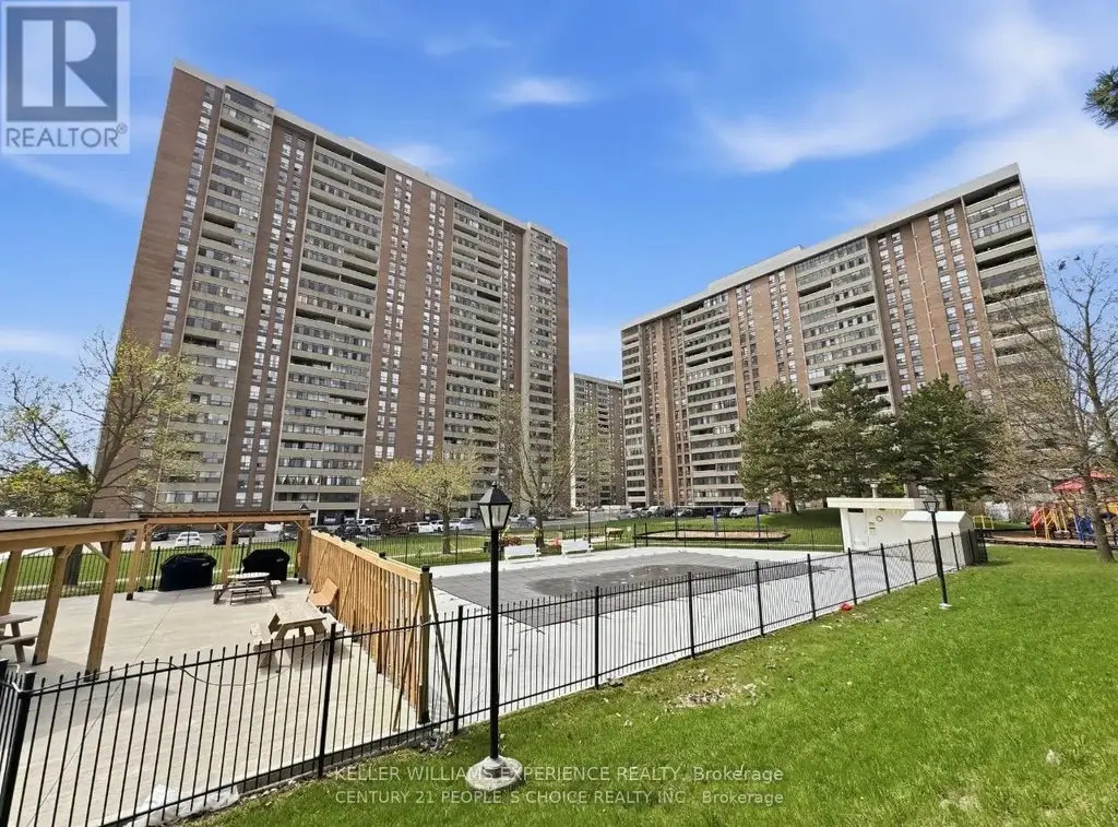 210 - 18 Knightsbridge Road, Brampton (Queen Street Corridor)