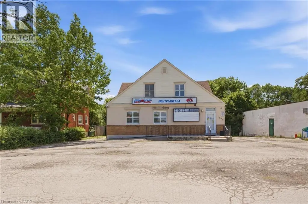 1260 Highway 8, Stoney Creek
