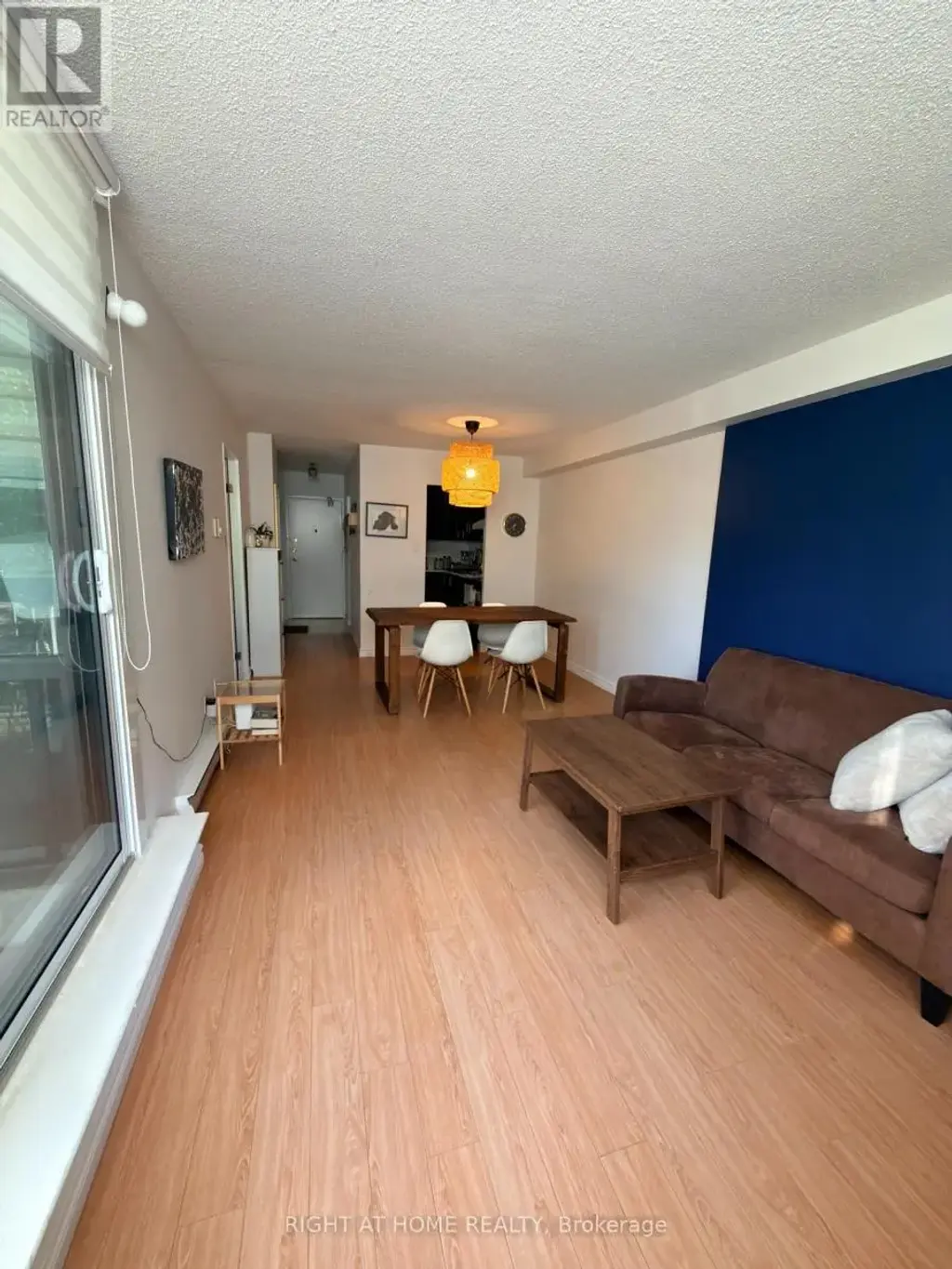 #208 - 2500 Bridletowne Circle, Toronto (L'Amoreaux)