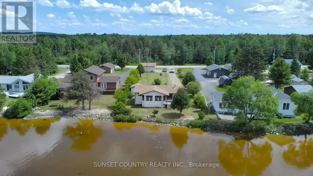 224 Lakeshore Drive, Ignace (TB-68)