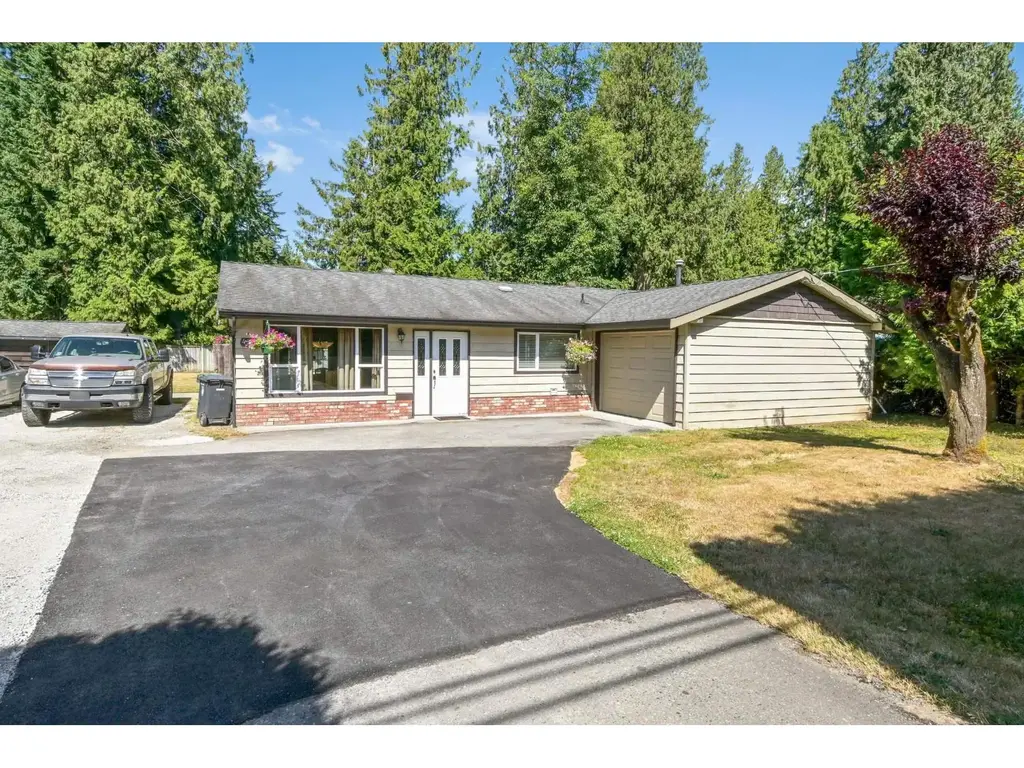 4323 200 Street, Langley