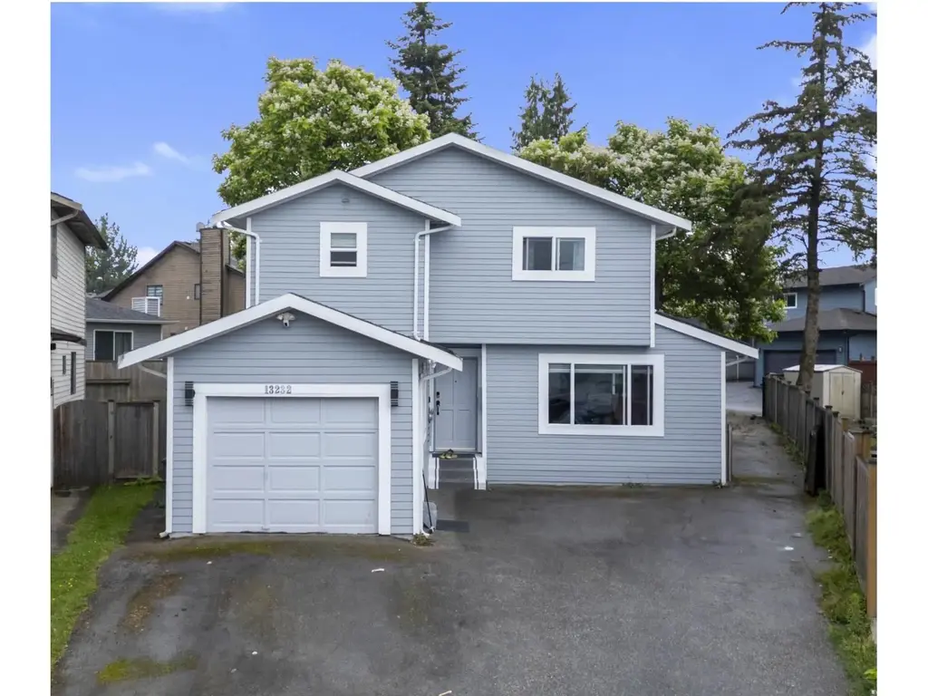 13232 82 Avenue, Surrey