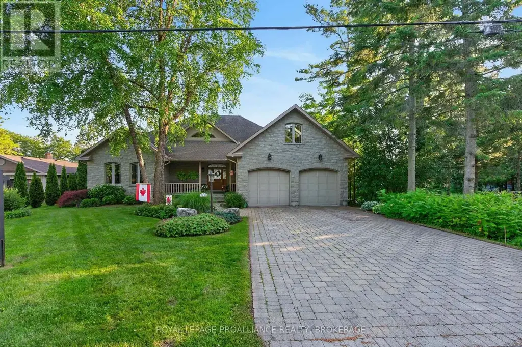 178 Nicholson Point Road, Loyalist (Lennox and Addington - South)