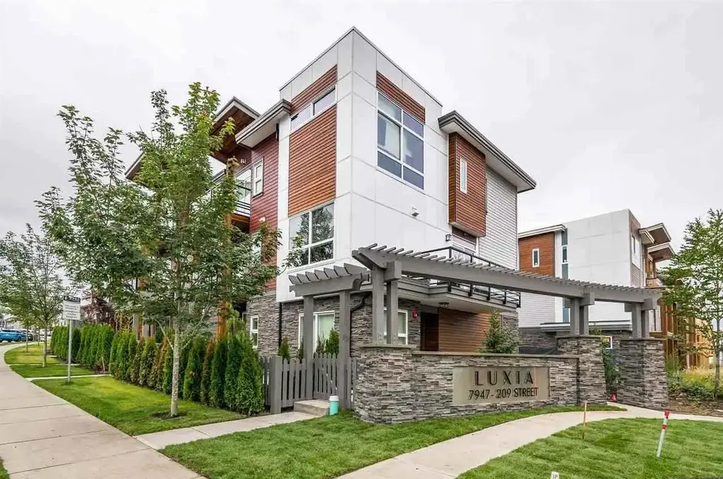 3 7947 209 Street, Langley