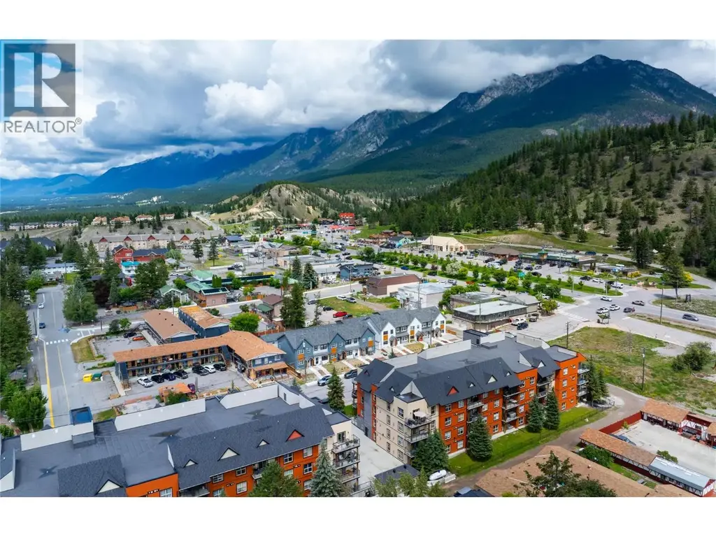 4884 Stanley Street Unit# 1105, Radium Hot Springs