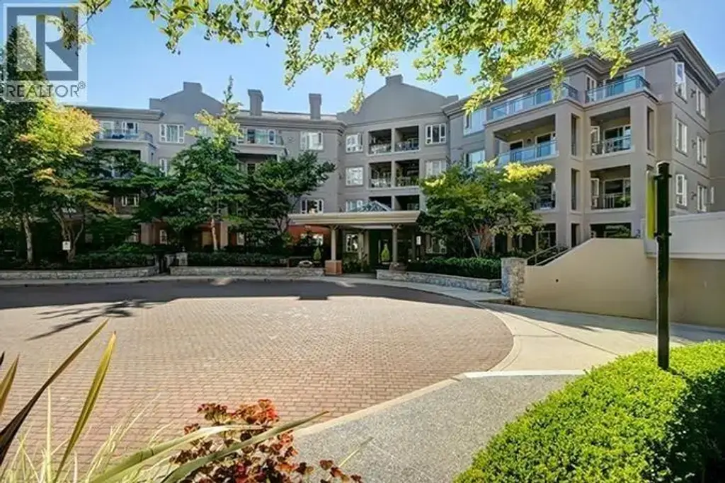 204 5683 Hampton Place, Vancouver