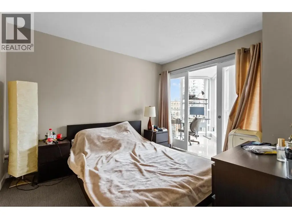 708 833 Seymour Street, Vancouver