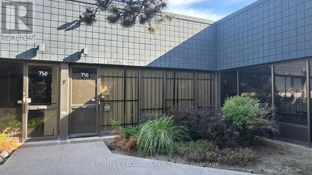 756 Gordon Baker Road, Toronto (Hillcrest Village)