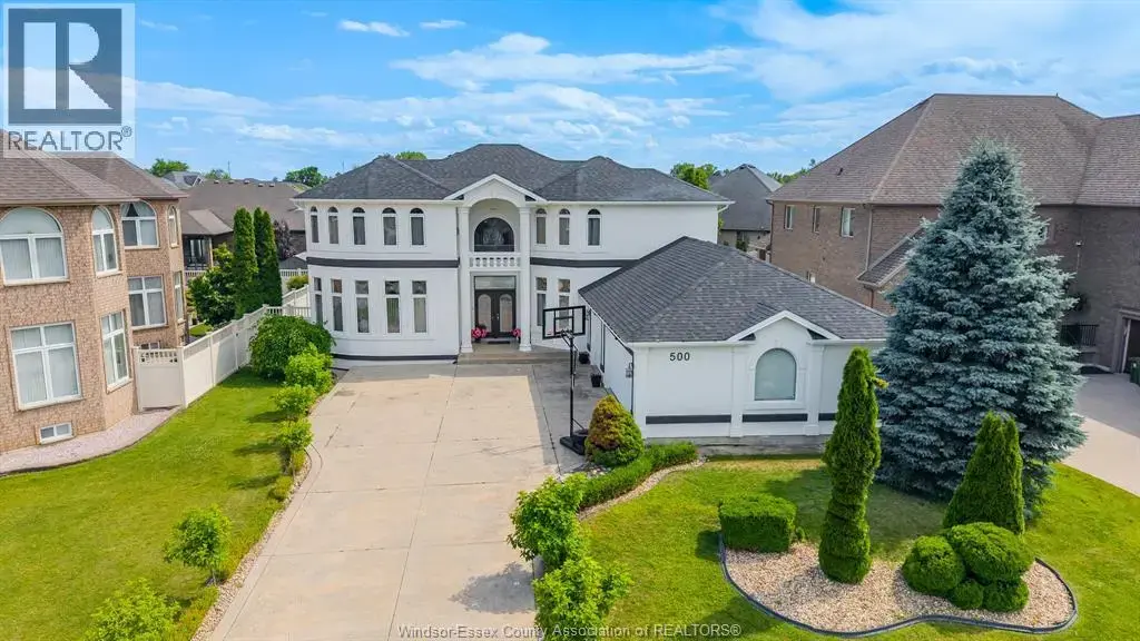 500 Clydesdale, Lakeshore