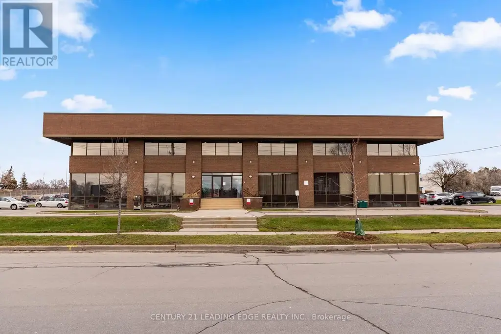 104 - 1645 Warden Avenue, Toronto (Wexford-Maryvale)
