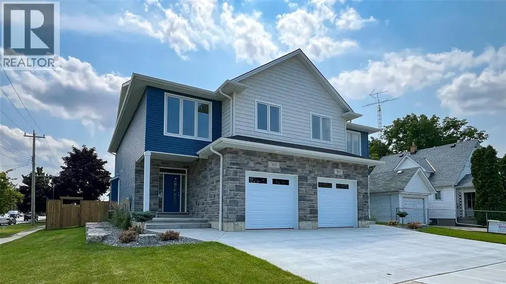 365 Victoria Avenue, Point Edward