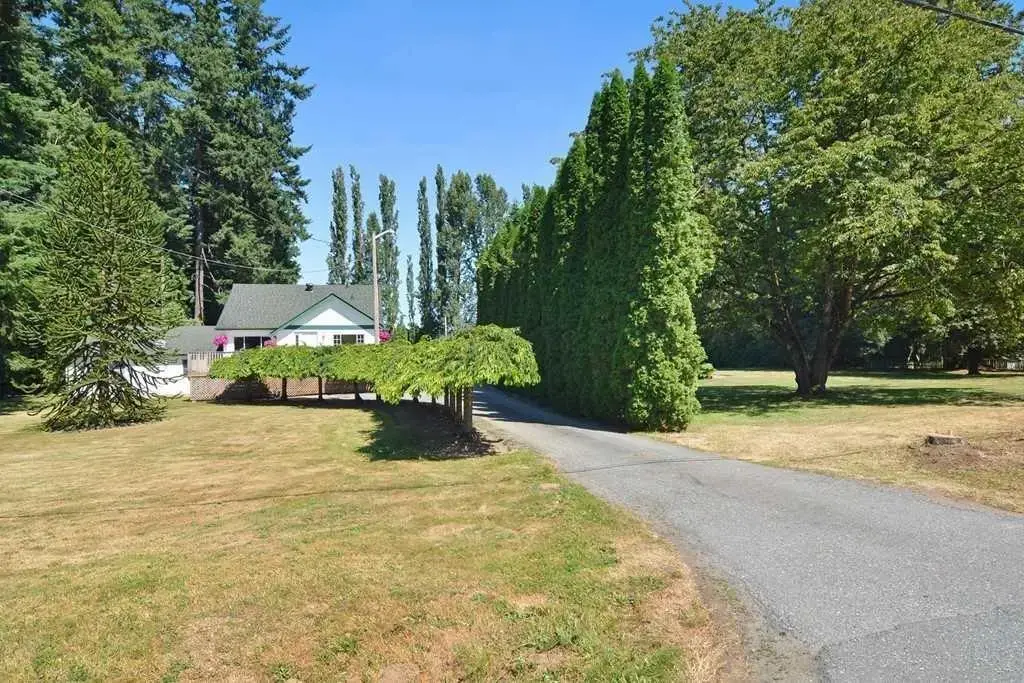 23523 47 Avenue, Langley