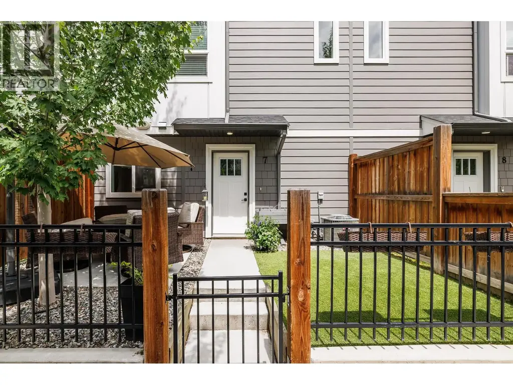 12075 Oceola Road Unit# 7, Lake Country