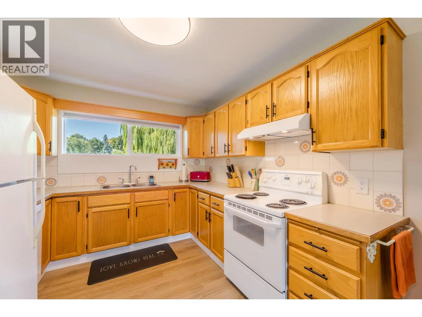 12509 Dale Meadows Road. Summerland, British Columbia