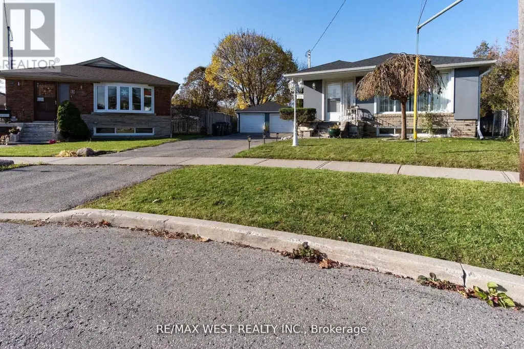 10 Pastrano Court, Toronto (Cliffcrest)