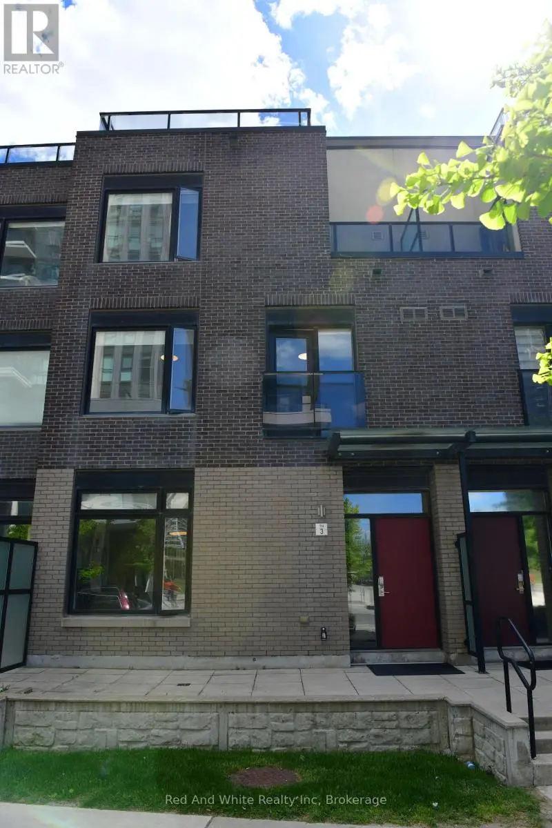 3 - 4080 Parkside Village Drive, Mississauga (Creditview)