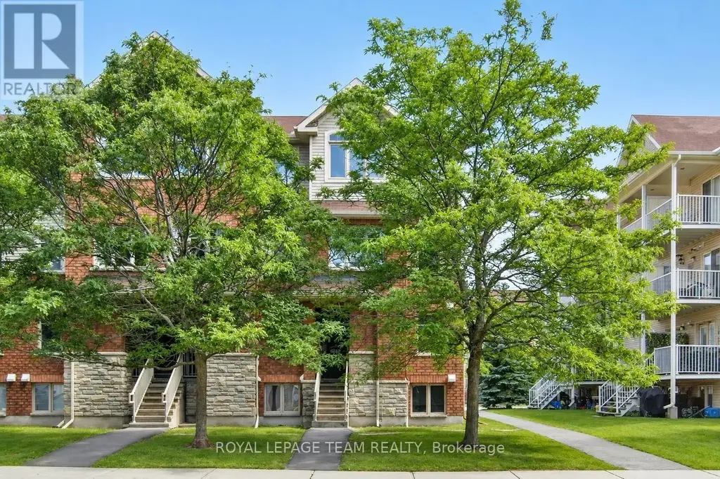 1 - 255 Deercroft Avenue, Ottawa