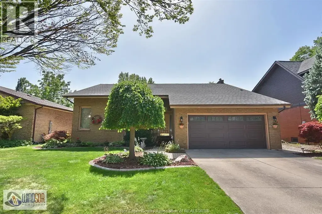 3915 Villa Borghese Drive, Windsor