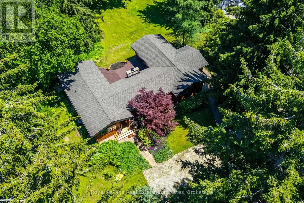 19 Confederation Street, Halton Hills (Glen Williams)