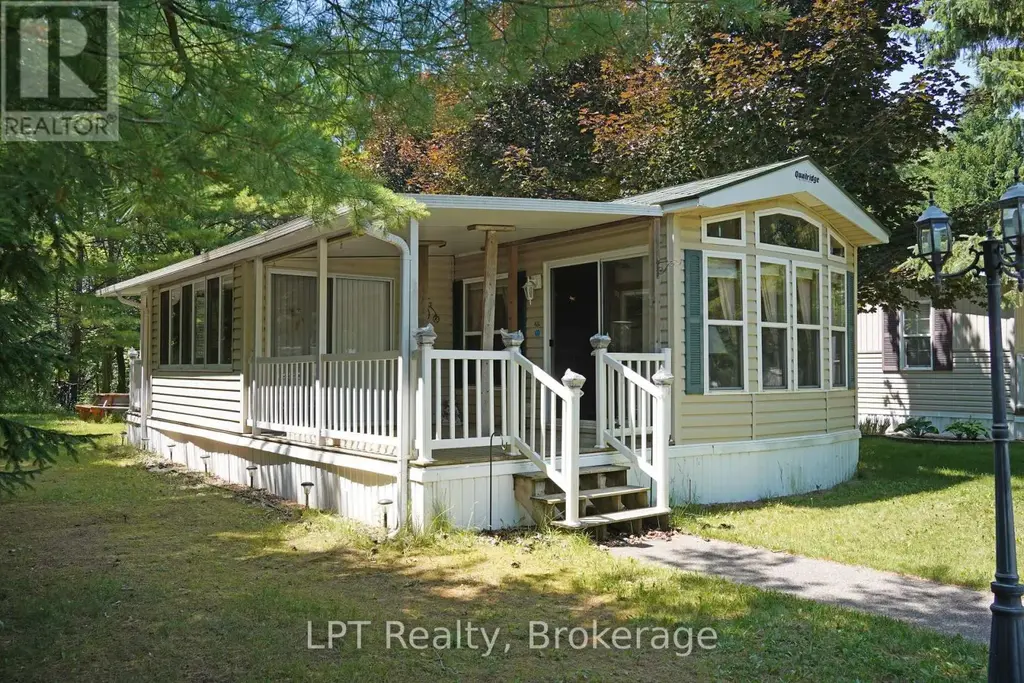 M44 - 13 Southline Avenue, Huron-Kinloss