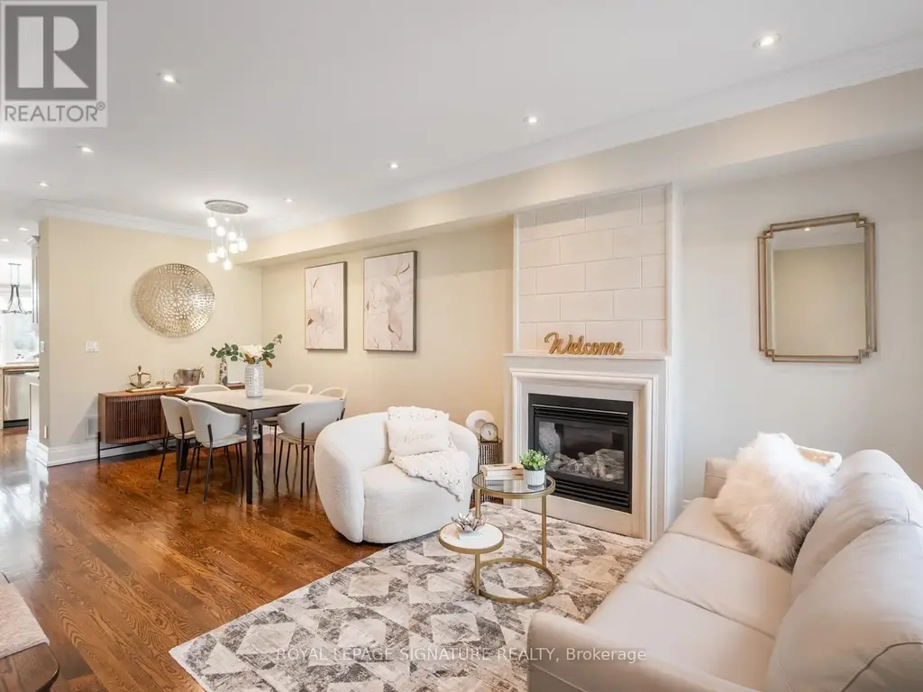 3002 Bayview Avenue, Toronto (Willowdale East)