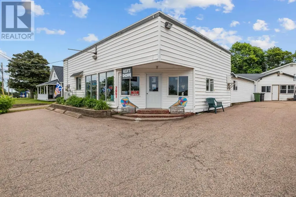 7651 St. Peters Road, Morell