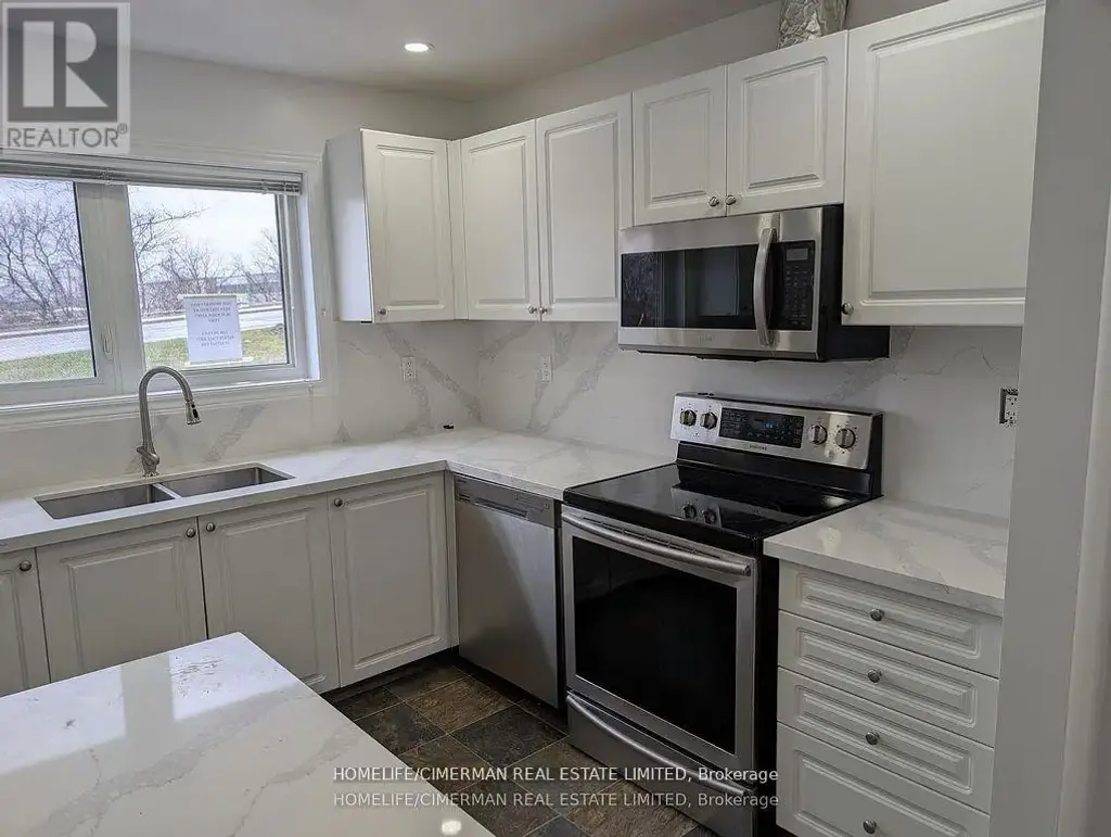 361 Birchmount Road, Toronto (Birchcliffe-Cliffside)