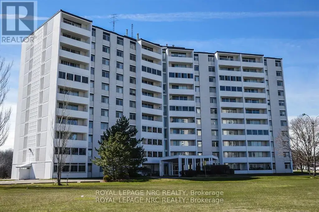 1107 - 35 Towering Heights Boulevard, St. Catharines (Glendale/Glenridge)