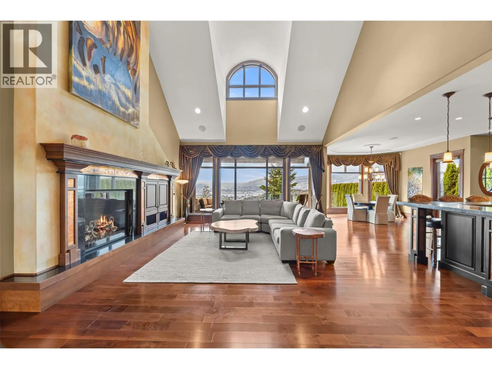 2449 Selkirk Drive. Kelowna, British Columbia