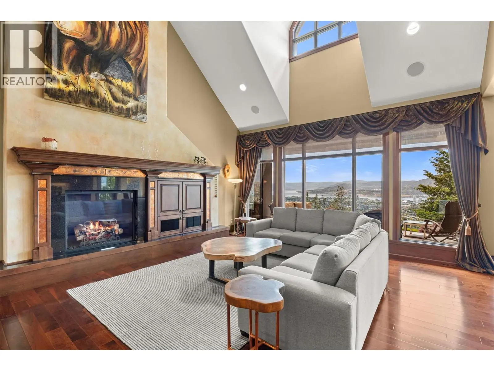2449 Selkirk Drive. Kelowna, British Columbia