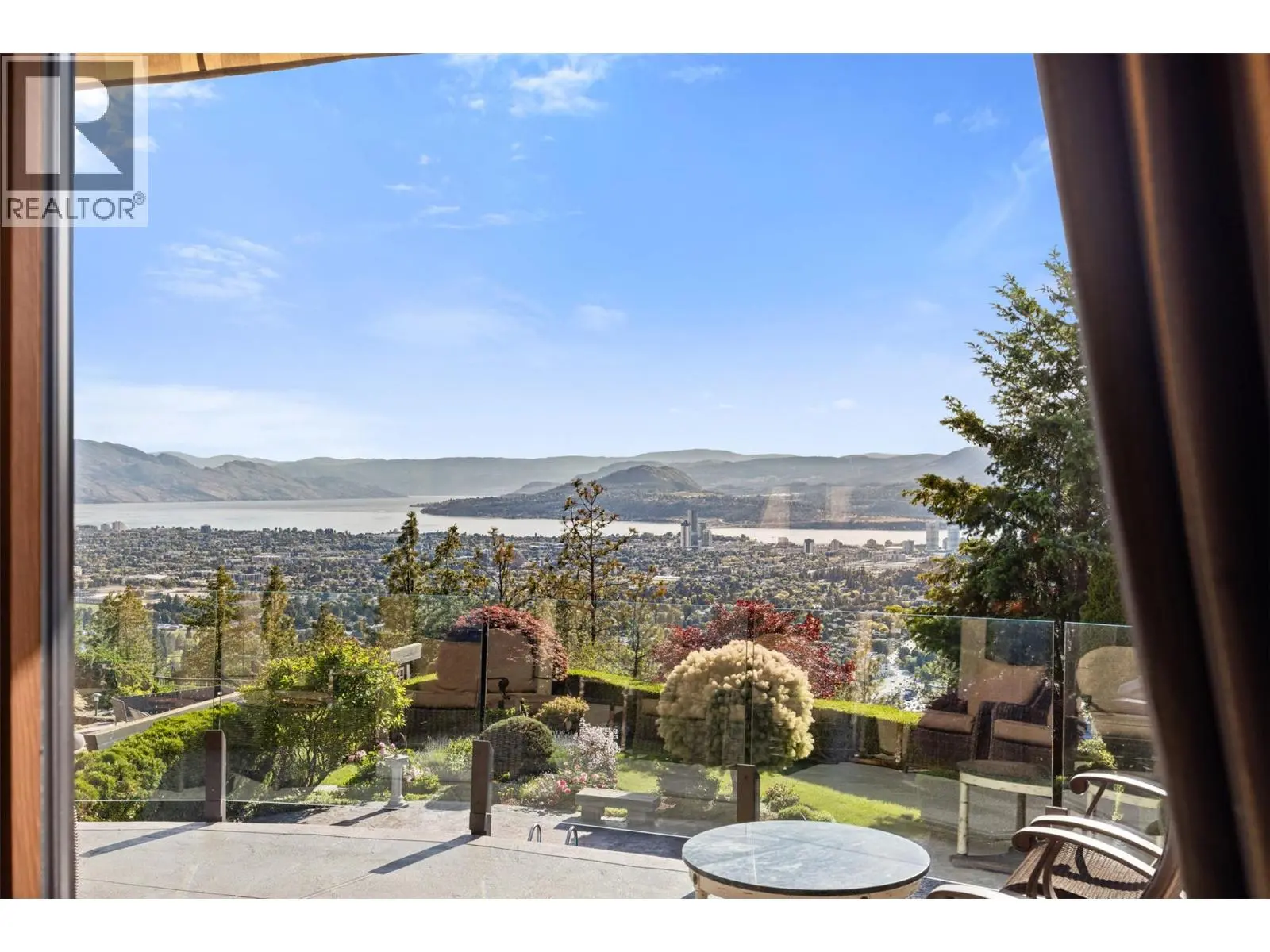 2449 Selkirk Drive. Kelowna, British Columbia