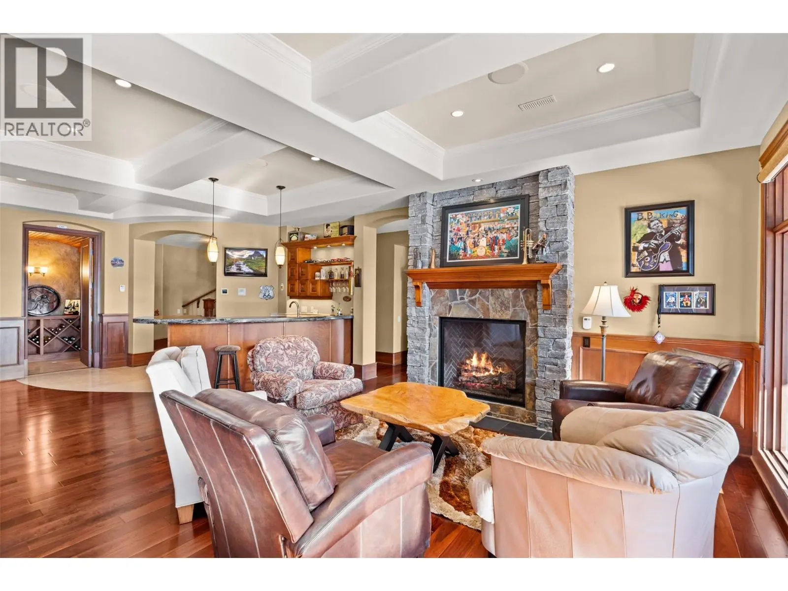 2449 Selkirk Drive. Kelowna, British Columbia