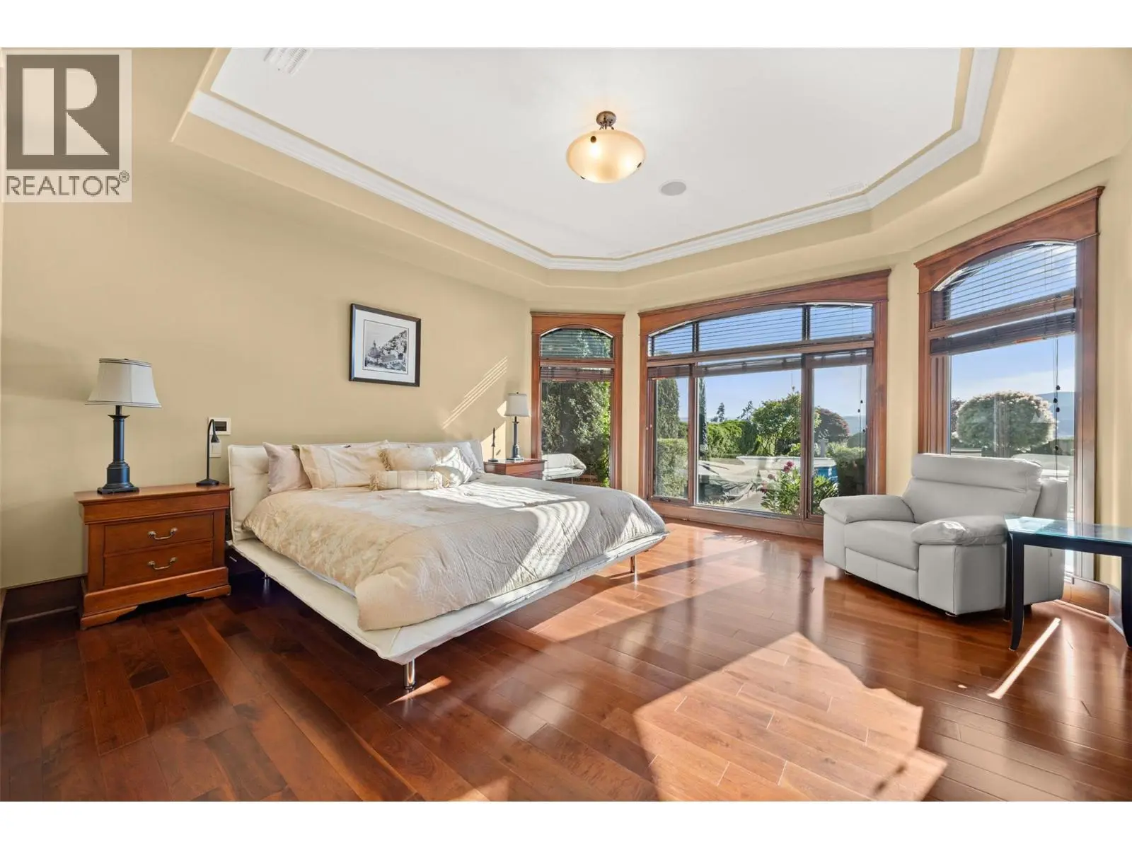 2449 Selkirk Drive. Kelowna, British Columbia