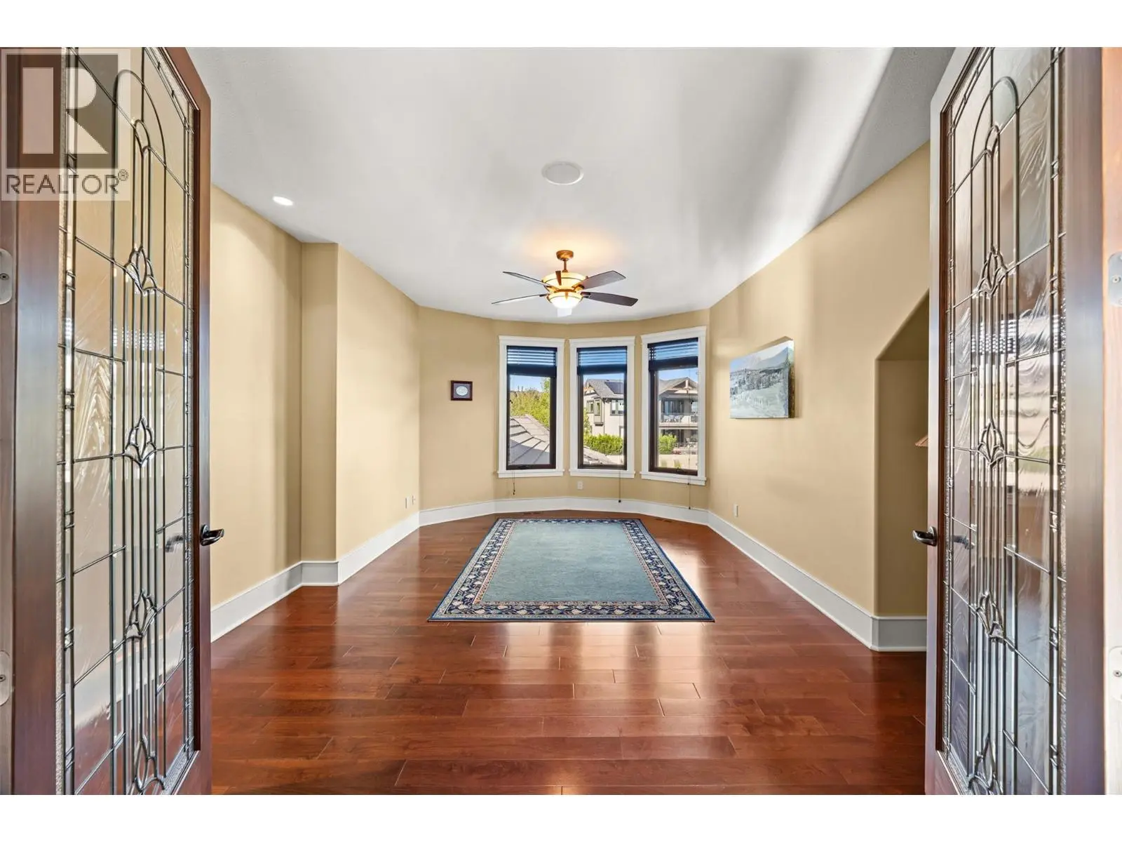 2449 Selkirk Drive. Kelowna, British Columbia